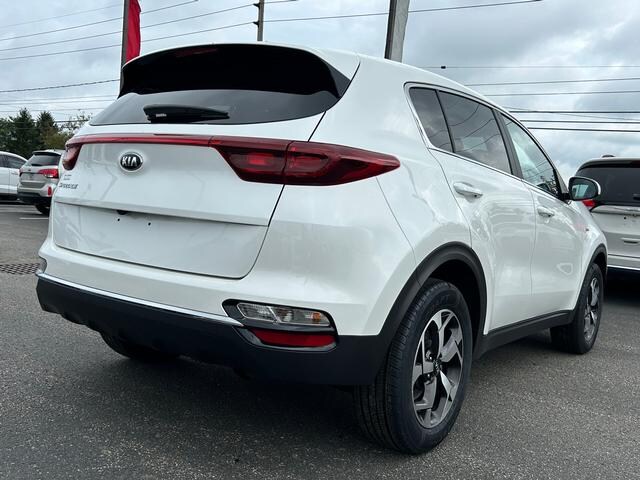 2022 Kia Sportage LX photo 3