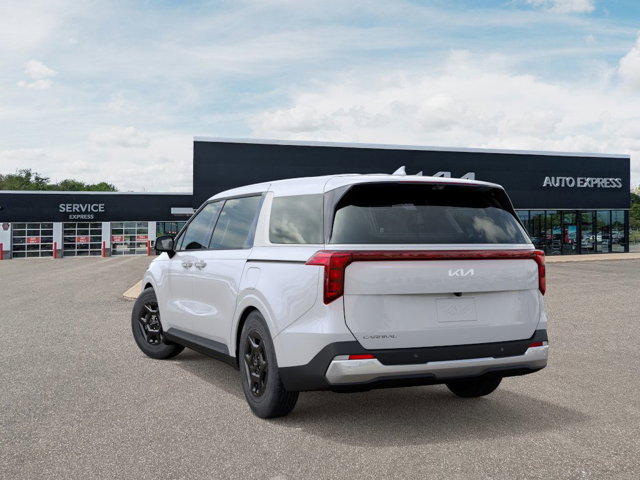 2026 Kia Carnival LXS photo 4