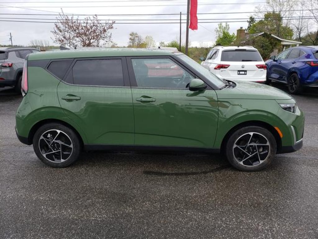Certified 2023 Kia Soul EX IVT