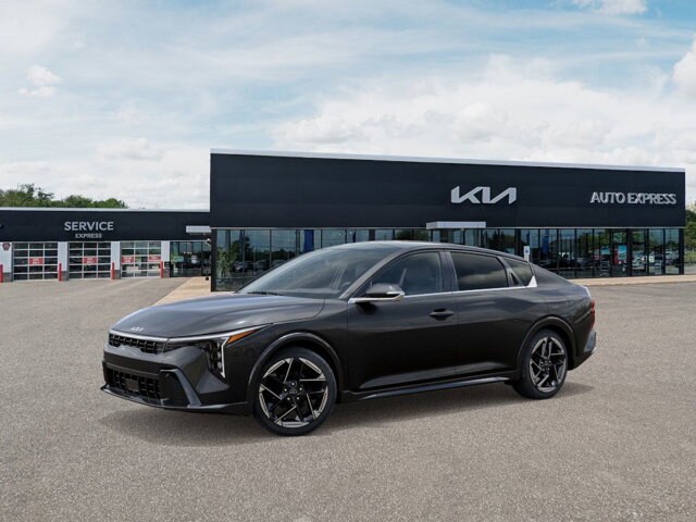 2025 Kia K4 GT-Line photo 3