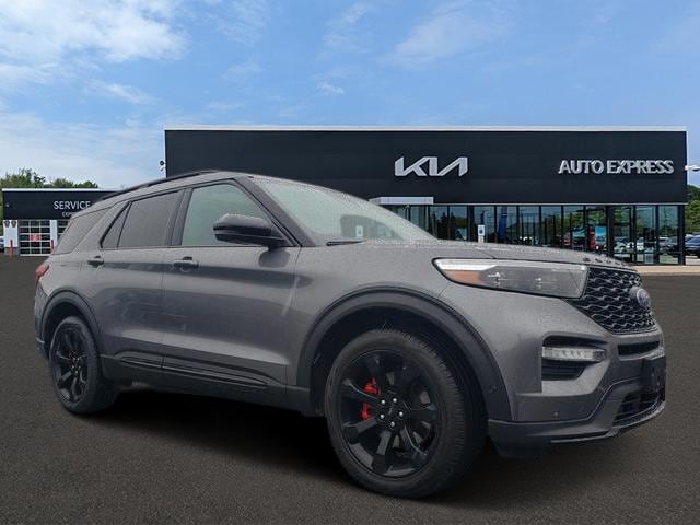 2022 Ford Explorer ST 4WD's photo
