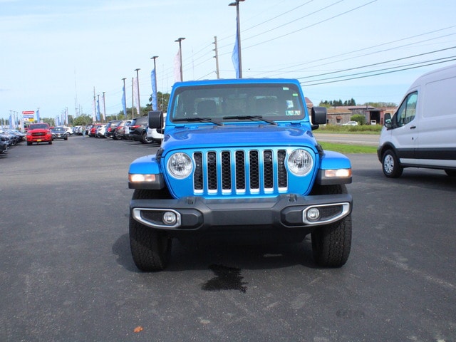 Used 2021 Jeep Gladiator Overland with VIN 1C6HJTFG4ML504388 for sale in Waterford, PA