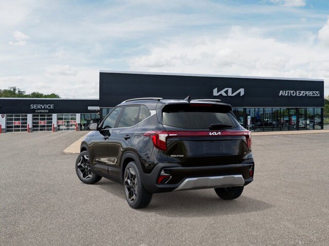 2026 Kia Seltos SX photo 2