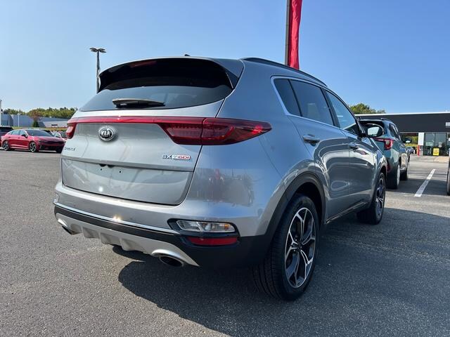 2022 Kia Sportage SX Turbo photo 3