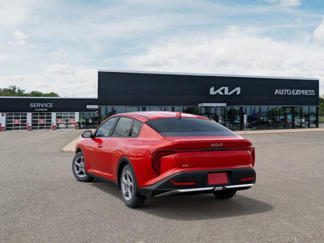 2025 Kia K4 LXS photo 4