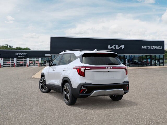 2026 Kia Seltos S photo 2