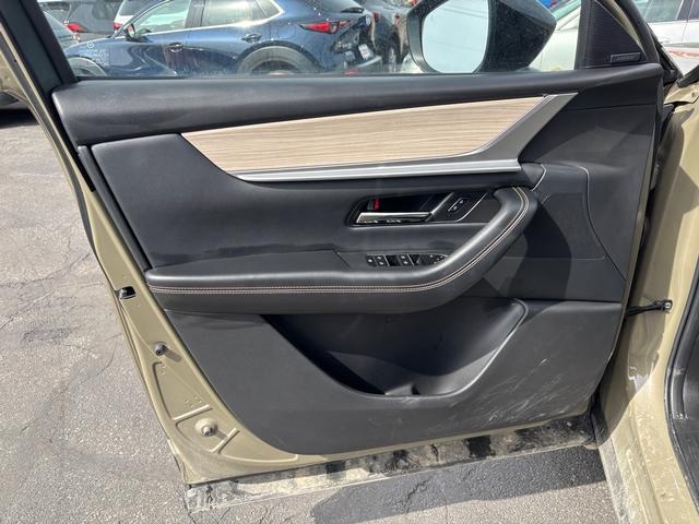 2025 Mazda CX-70 Premium Package - Photo 10