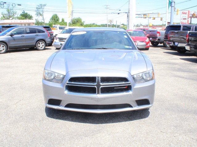 Used 2013 Dodge Charger SE with VIN 2C3CDXBG3DH678428 for sale in Erie, PA