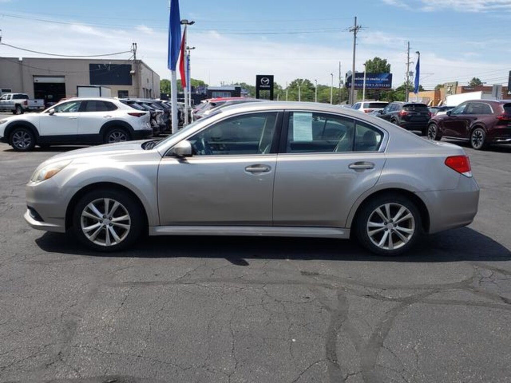 Used 2014 Subaru Legacy 2.5i Premium (CVT) Sedan