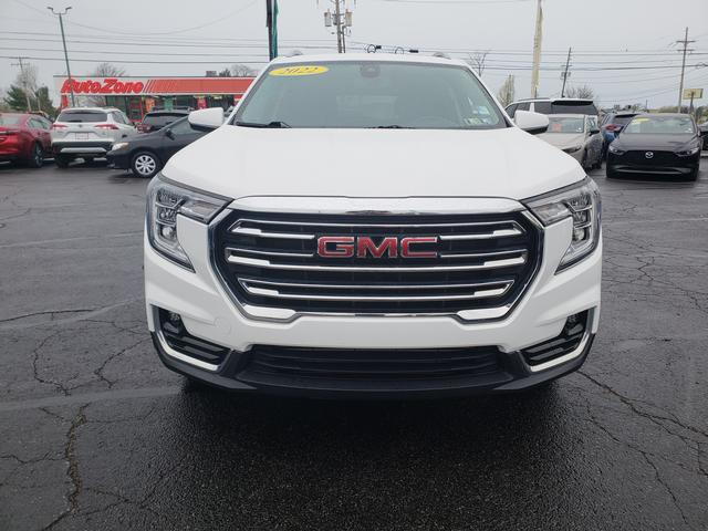 2022 Gmc Terrain SLT photo 2