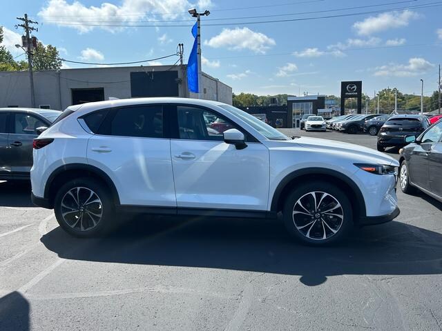 2023 Mazda CX-5 2.5 Premium Plus photo 2
