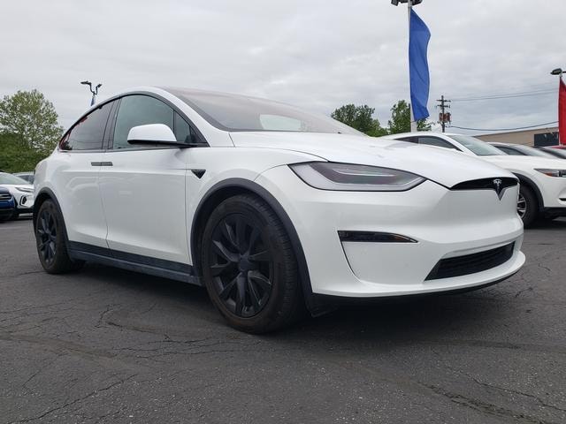 2022 Tesla Model X Plaid's photo