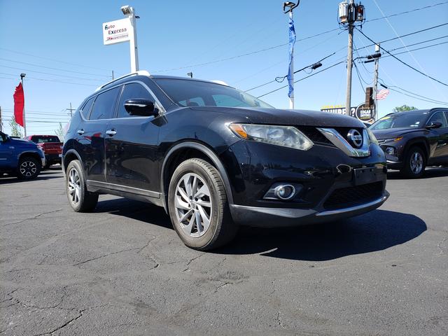 2015 Nissan Rogue's photo