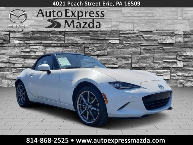 2023 Mazda MX-5 Miata Grand Touring Auto's photo
