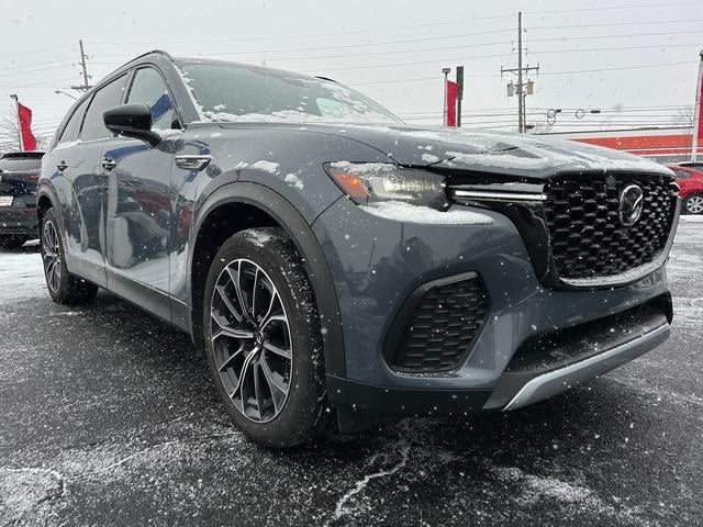 2025 Mazda CX-70 Premium Package's photo