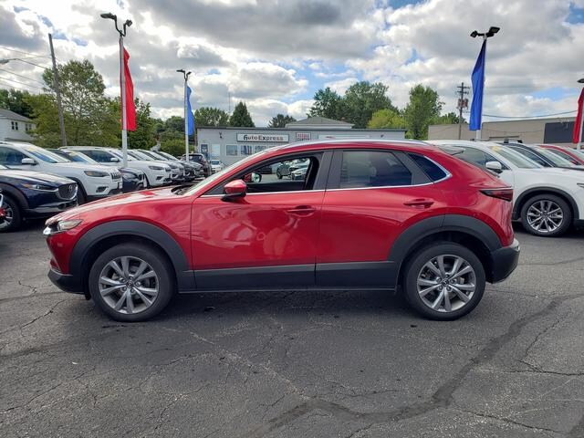 2022 Mazda CX-30 2.5 Select photo 4