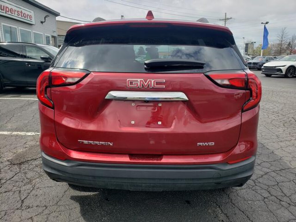Used 2018 GMC Terrain SLE SUV