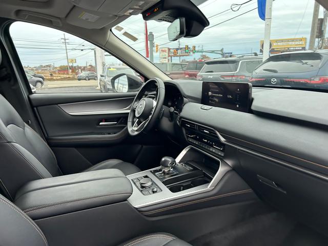 2025 Mazda CX-70 Premium Package - Photo 25