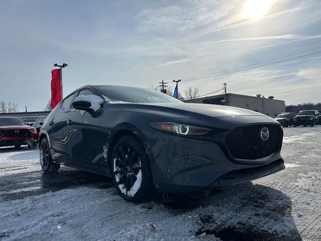 2022 Mazda Mazda3 Turbo's photo