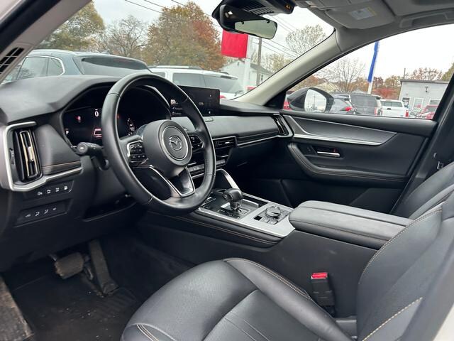 2025 Mazda CX-70 Premium Package - Photo 10