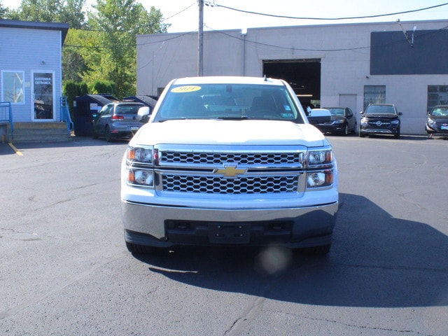 Used 2014 Chevrolet Silverado 1500 LT with VIN 3GCUKREH9EG186994 for sale in Erie, PA