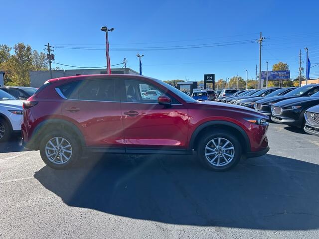2023 Mazda CX-5 Select photo 2