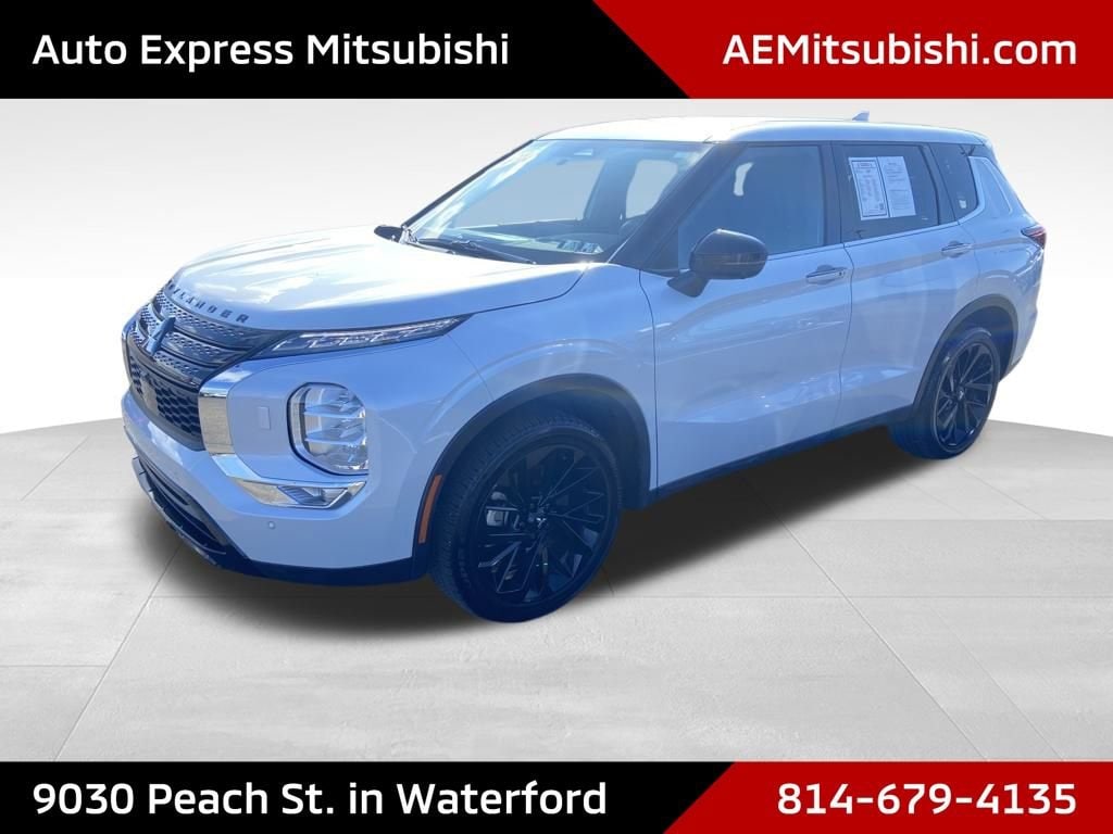 Used 2023 Mitsubishi Outlander SE Black Edition SE Black Edition S-AWC