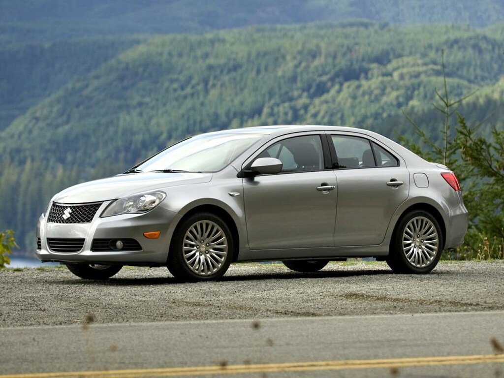 Used 2010 Suzuki Kizashi SE Sedan
