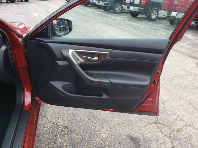 2014 Nissan Altima 2.5 SL Cayenne Red at Auto Estates