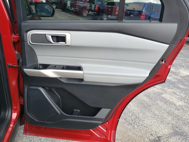 2021 Ford Explorer XLT Rapid Red Tinted at Town & Country Ford