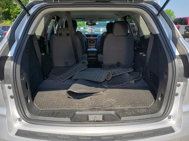 2017 Chevrolet Traverse LT w/1LT Silver Ice at Solomon Chevrolet