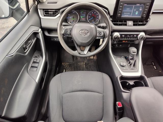 2019 Toyota RAV4 Hybrid photo 16 of 28