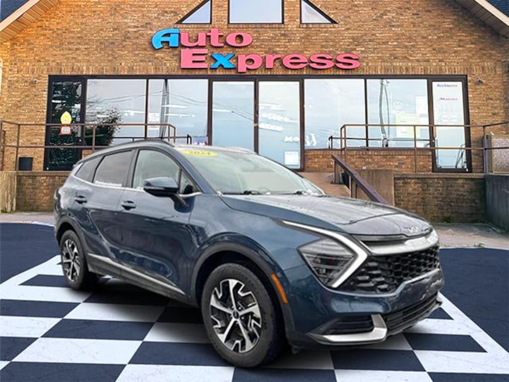 Used 2024 Kia Sportage Hybrid EX SUV