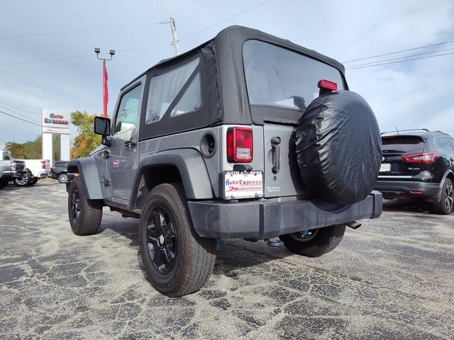 2016 Jeep Wrangler JK photo 5 of 28