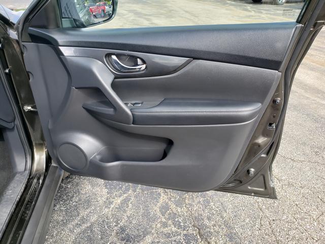 2017 Nissan Rogue S Midnight Jade at Solomon Chevrolet