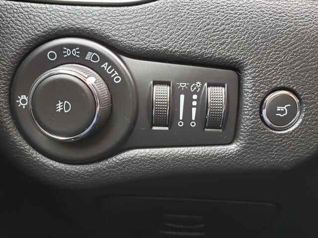 2021 Jeep Cherokee Limited Slate Blue Pearlcoat at Auto Express Rt. 8