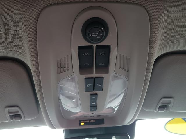 2017 Chevrolet Equinox Premier Iridescent Pearl Tricoat at Solomon Chevrolet