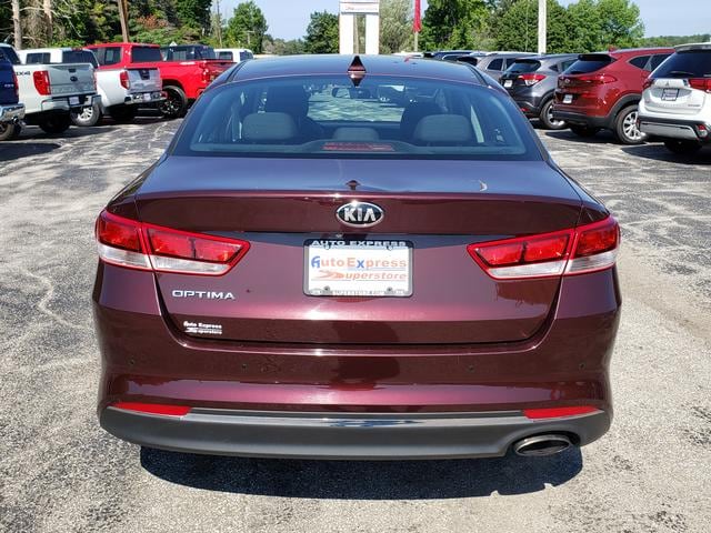 2018 Kia Optima LX - 5