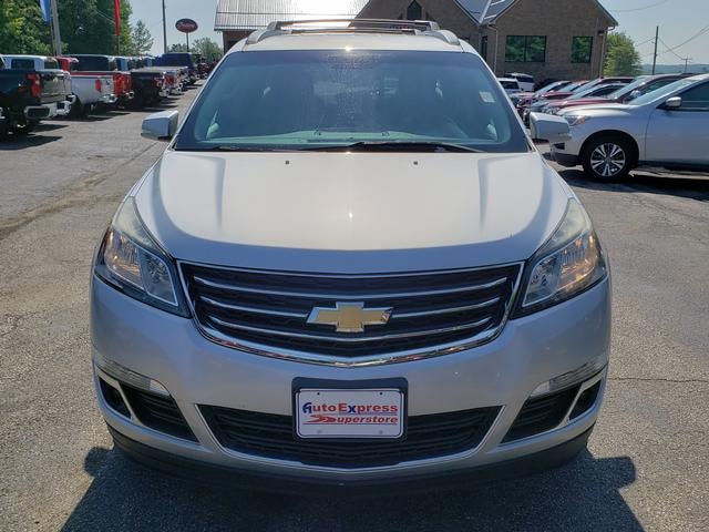 2017 Chevrolet Traverse LT w/1LT Silver Ice at Solomon Chevrolet