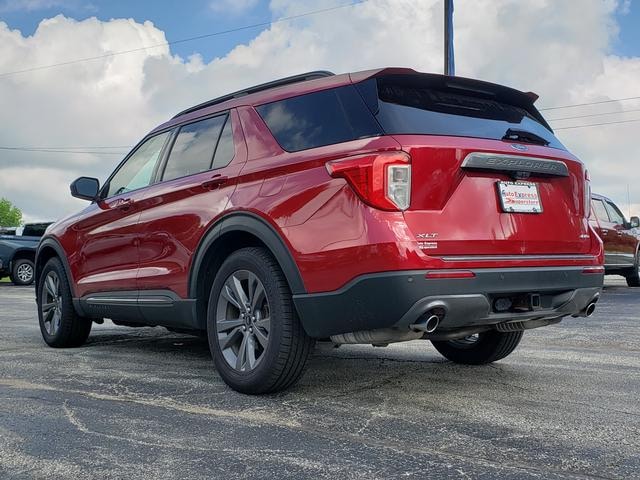 2021 Ford Explorer XLT Rapid Red Tinted at Town & Country Ford