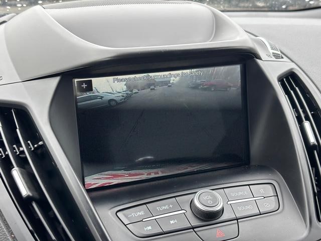 2019 Ford Escape SE Magnetic at Solomon Chevrolet