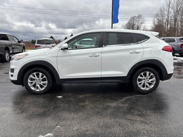 2019 Hyundai Tucson SE photo 3