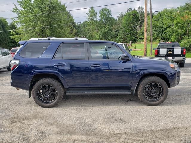2017 Toyota 4Runner SR5 - 7