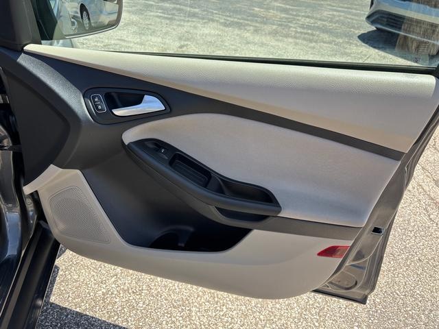 2018 Ford Focus SE Charcoal at Braxton Motor Co