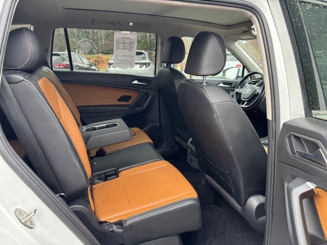 2019 Volkswagen Tiguan 2.0T SE 4MOTION White at Solomon Chevrolet