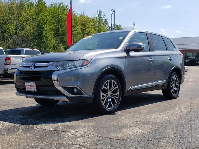 2016 Mitsubishi Outlander SE Cool Silver at Solomon Chevrolet
