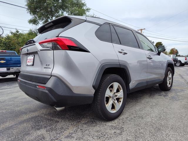 2019 Toyota RAV4 Hybrid photo 7 of 28