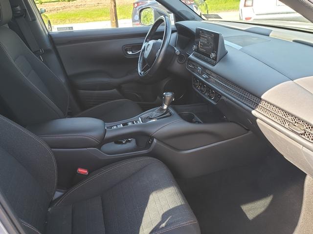 2024 Honda HR-V Sport w/BSI Cosmic Silver at Solomon Chevrolet