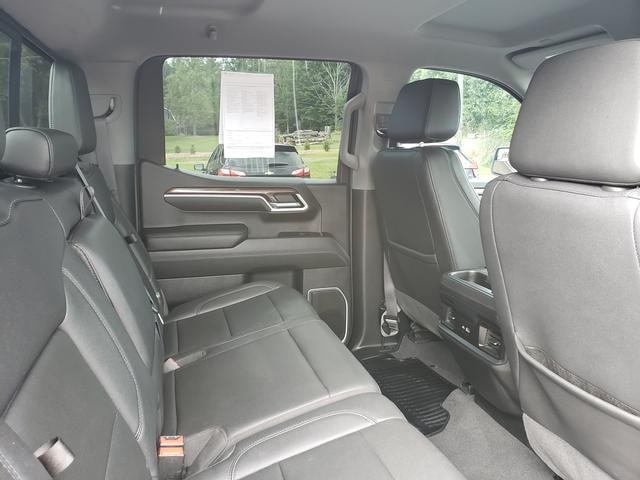 2022 Chevrolet Silverado 1500 LT - Photo 17