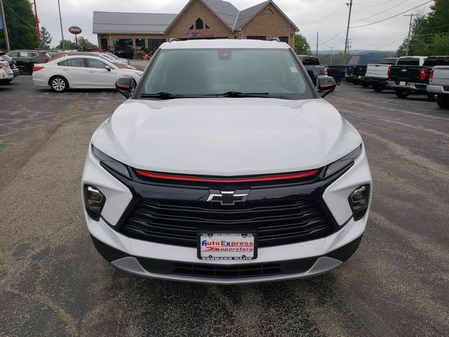 2024 Chevrolet Blazer LT w/2LT Summit White at Solomon Chevrolet